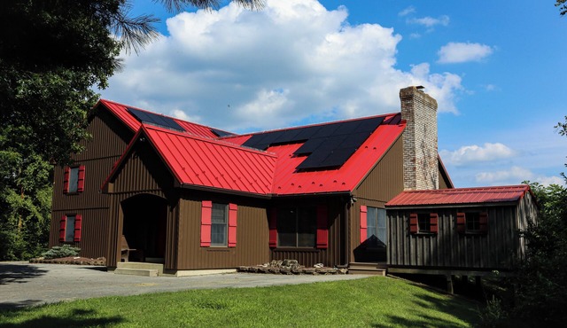 Texter Mountain Lodge - 105 Acre Mountain Home