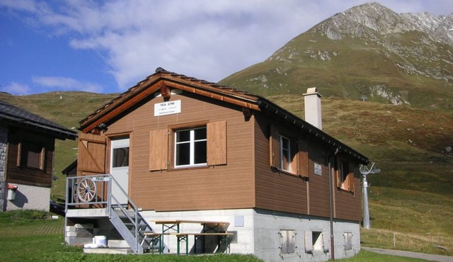Tgèsa Alpina Müller, (Rueras/Sedrun). by Interhome