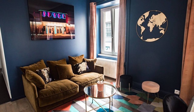 Théâtre Sinne Luxury Apartment