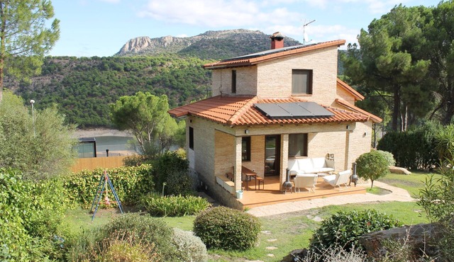 The Brick House. Ideal for families with garden and swimming pool.