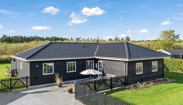 "Thala" - 500m from the sea by Interhome