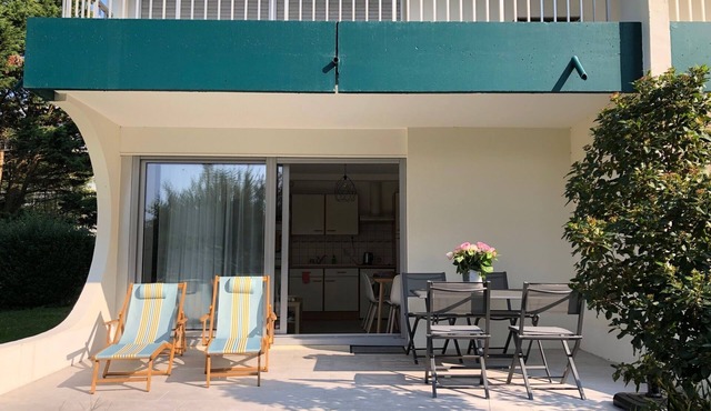 Thalassotherapy - Plage de la Source