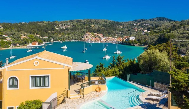 Thanasis - One Bedroom Villa, Sleeps 4