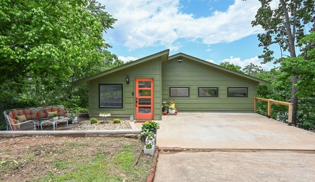 That 70's House! Lake front w Boat & Fishing Dock, Hot Tub & Fire Pits in Eucha!