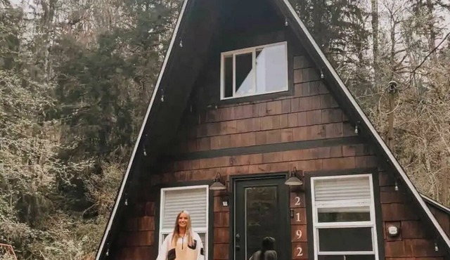 That PNW Cabin, a Photographers creekside A-Framen