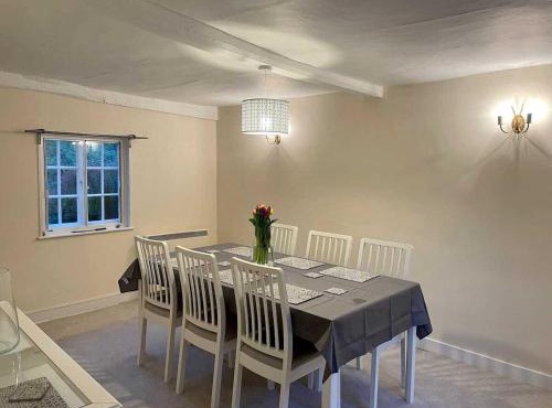 Thatched Cottage Wix