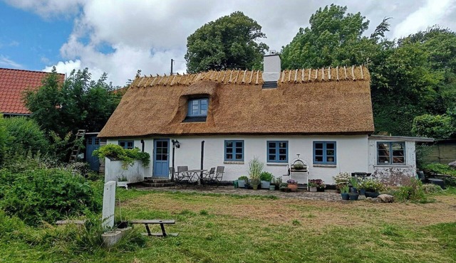 Thatched roof house from 1850 near Arresø