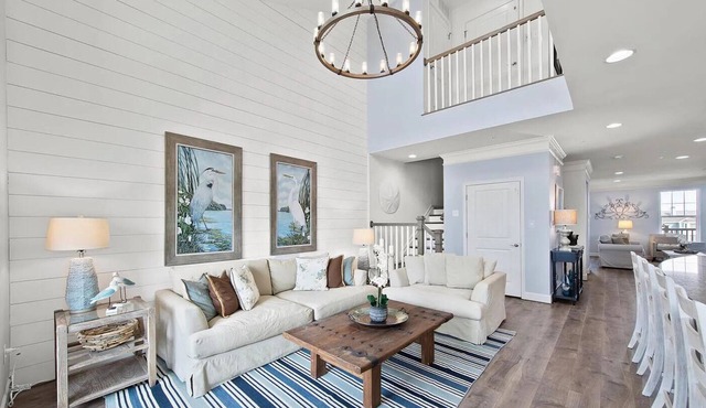 The 10th Tee Retreat - Luxury Bayside 5 Bedroom Home with Golf & Pond Views