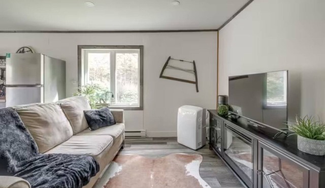 The 1837: Your cozy, pet-friendly escape in the heart of nature