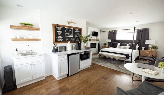 The 1842 Suite - Millpond Inn