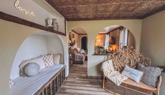 The 1888 House-Beach Town Luxury