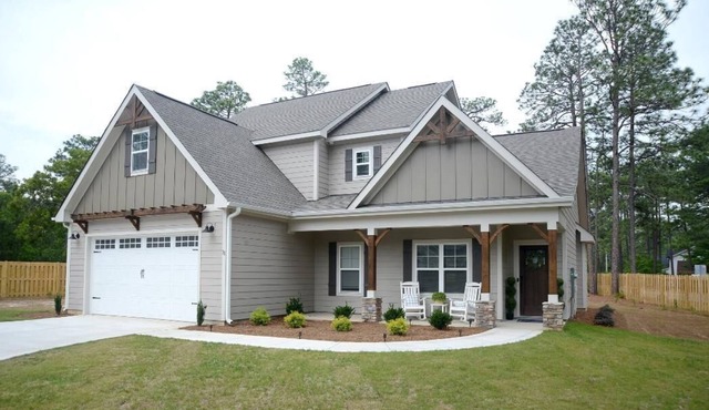 The 19th Hole-a Pinehurst retreat for golf lovers