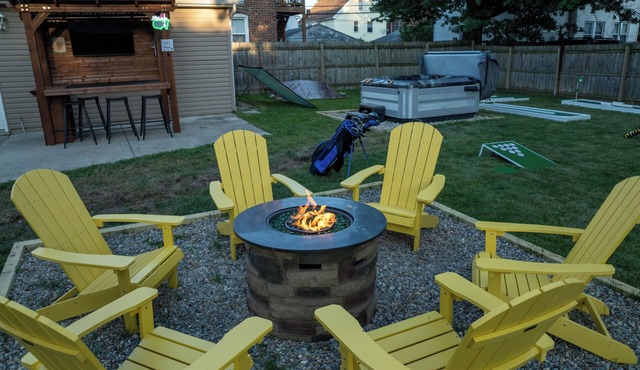 The 19th Hole in Birdietown-4BD/3Bath-mini golf
