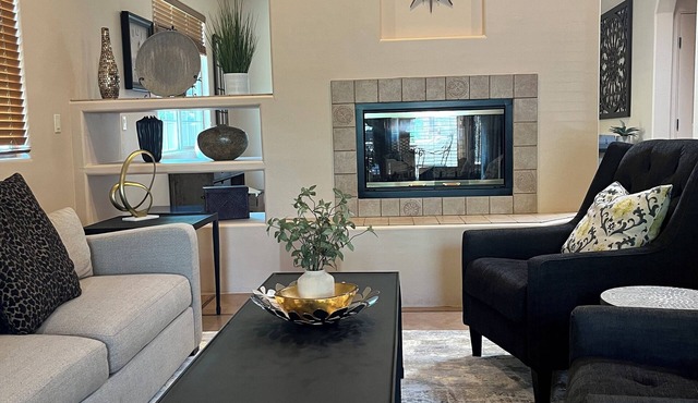 The 1st Place - Beautiful and spacious 5 bedroom home next to U of A.