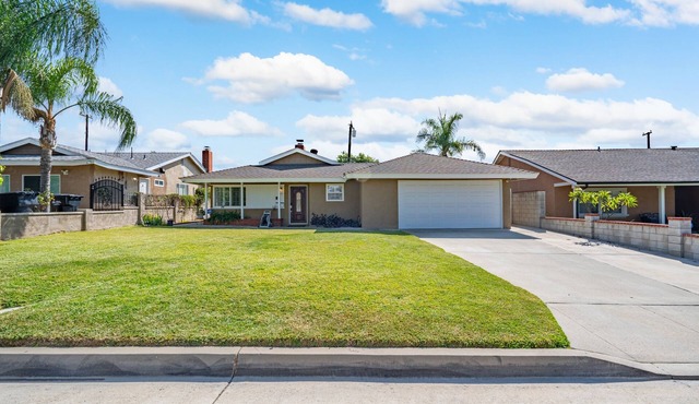 The 3BR/2BA Modern Pool Home in West Covina