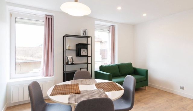 The 4* Rose dragée apartment