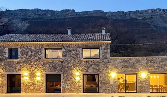 The 4-star Jubi Gîte is a haven of peace to share with family and friends.