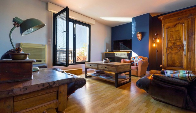The 8th Heaven Above Dijon – Duplex with Panoramic Terrace