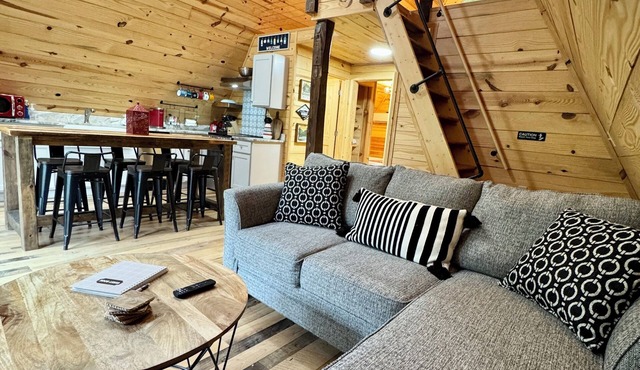 The A-Frame at The Lake-Mammoth Cave-Ferry-Cabin