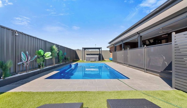 The Ace Escape - Yarrawonga