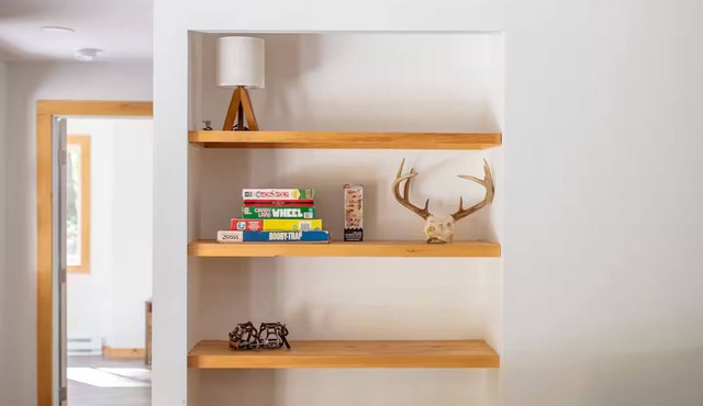 The Adirondack Lodge on Cedar Street