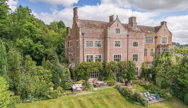 The Admiral - Slps 14, pool, hot tub,Sauna, gym, cinema