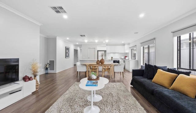 The Alfredton Spacious Ballarat Stay for Families