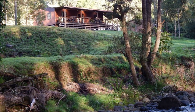 the Allyn River Cabins - "Riverview"