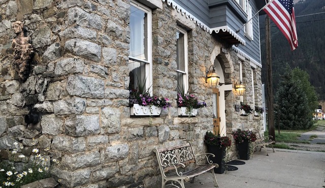 The Alma House Inn