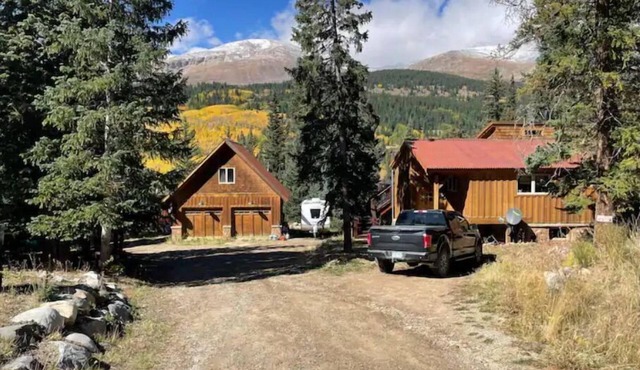 The Alma Studio. 12 miles to Breckenridge