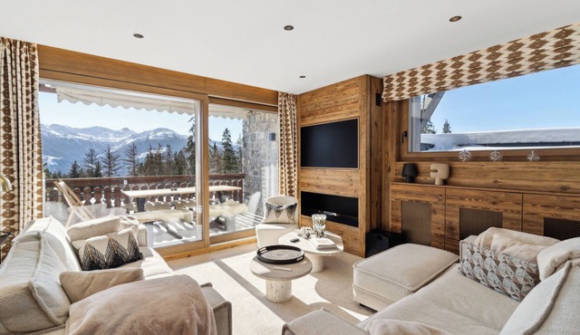 The Alpine Nest by Mrs Miggins *
