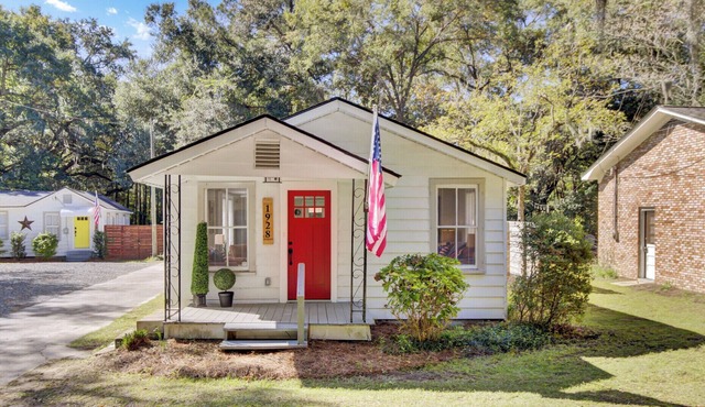 The Americana! Cozy Johns Island 2BR w/Firepit!