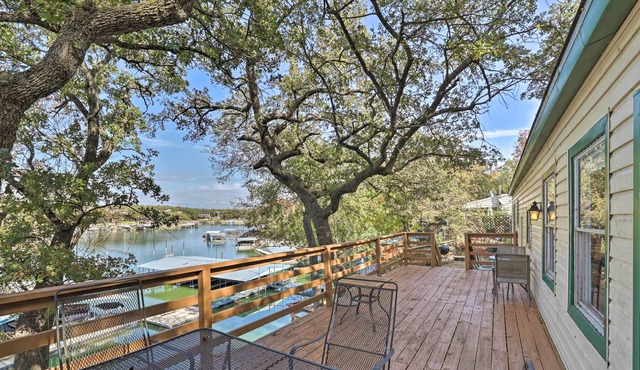 The Angler Cottage - Amenities & Scenic Views