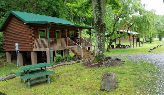 The Anglers' Roost at Walker Creek Retreat
