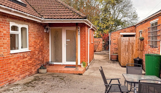 The Annex, Highbridge.