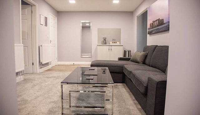 The Annexe @ Elmbank - Adults Only