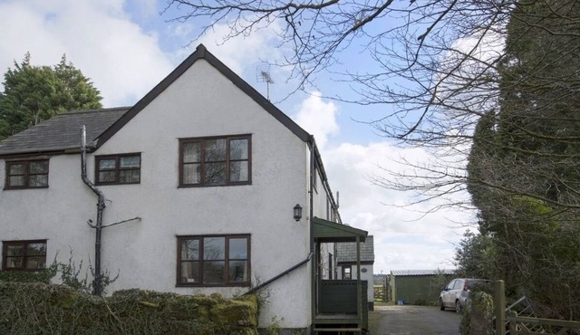 THE ANNEXE, HIGHER LYDGATE FARMHOUSE, pet friendly in Postbridge