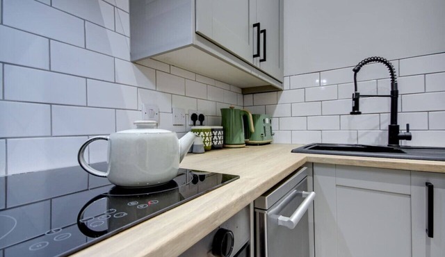 The Annick - Coorie Doon Apartments