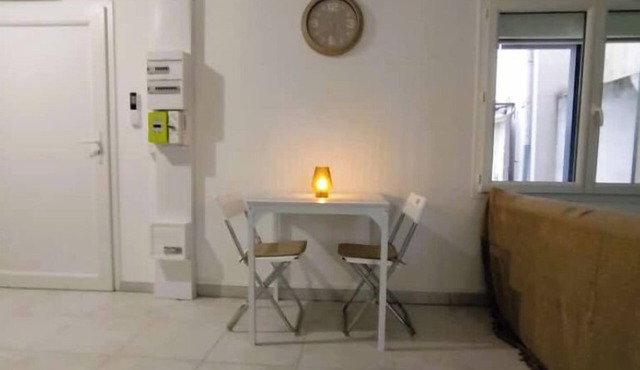 The apartment in the sun