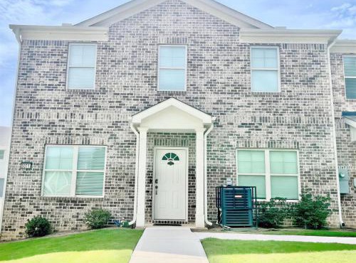 The Aristocrat's Abode