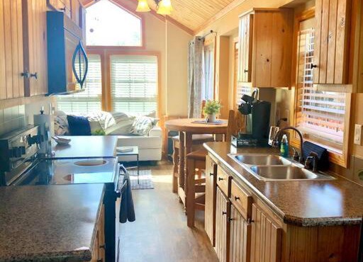 The Armadillo Cabin - Cabins At Rim Rock