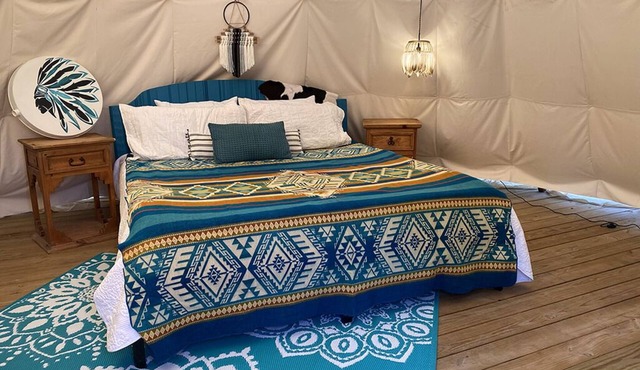 The Arrowhead Tipi Resort - Morning Star - Nomadic Tipis on Lake Tawakoni