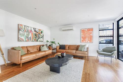 The Art of Richmond - Walk to MCG & Trendy Eateries