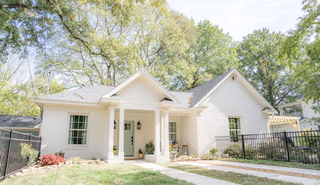 The Artist's Cottage: workspace & studio apt for artists/dancers/writers/etc.