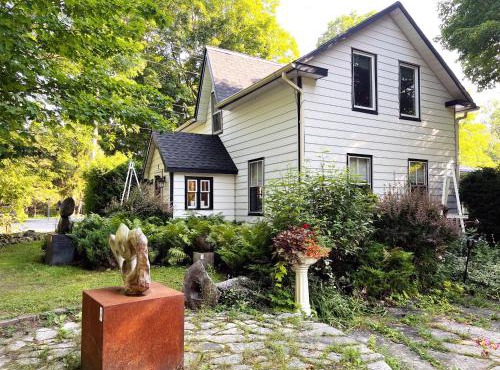 The Artists' House Getaway