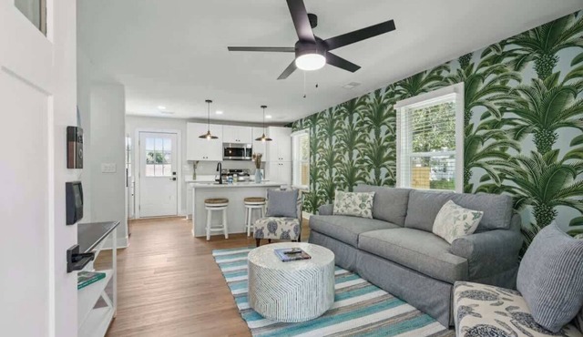 The Ashley House~10 minutes to downtown Charleston