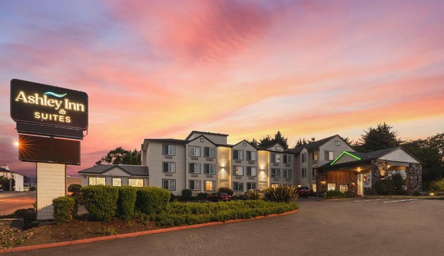 The Ashley Inn & Suites