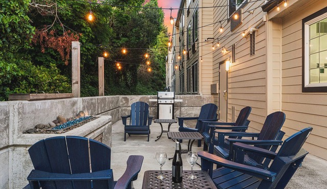 The Ashley Inn & Suites