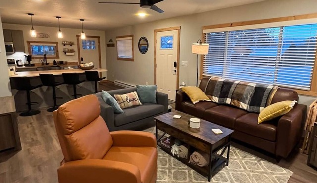 The Aspen Ridge Cabin