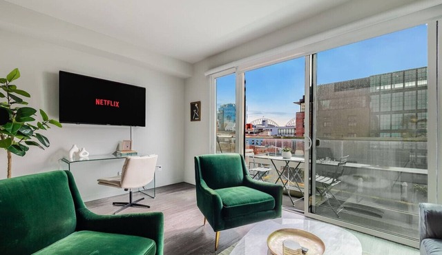 The Astra Suite | Walk to Stadiums!